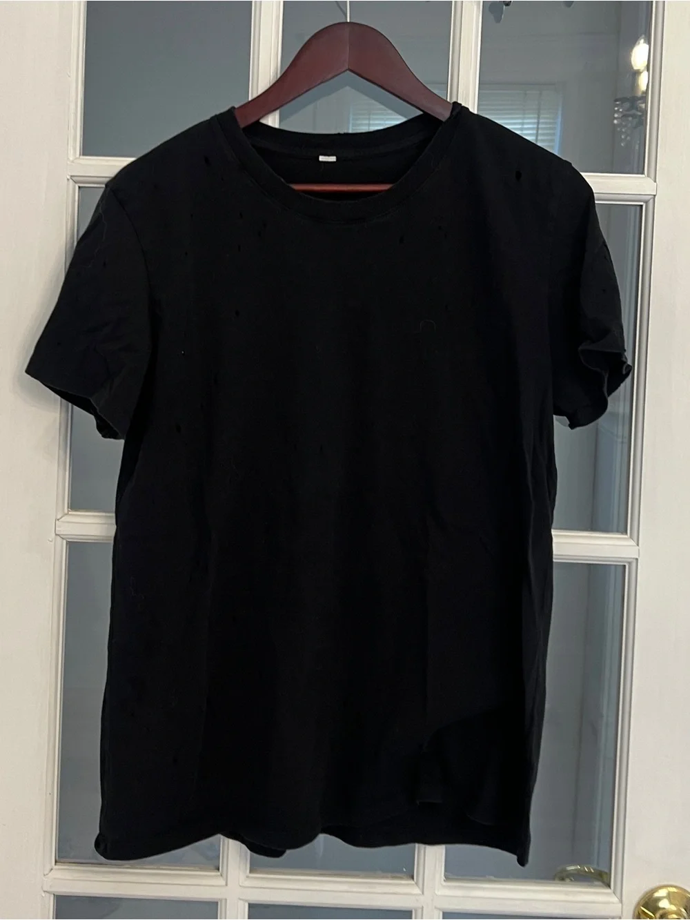 ALO YOGA Women’s Black Distressed Detail Short Sleeve Tee Size M
